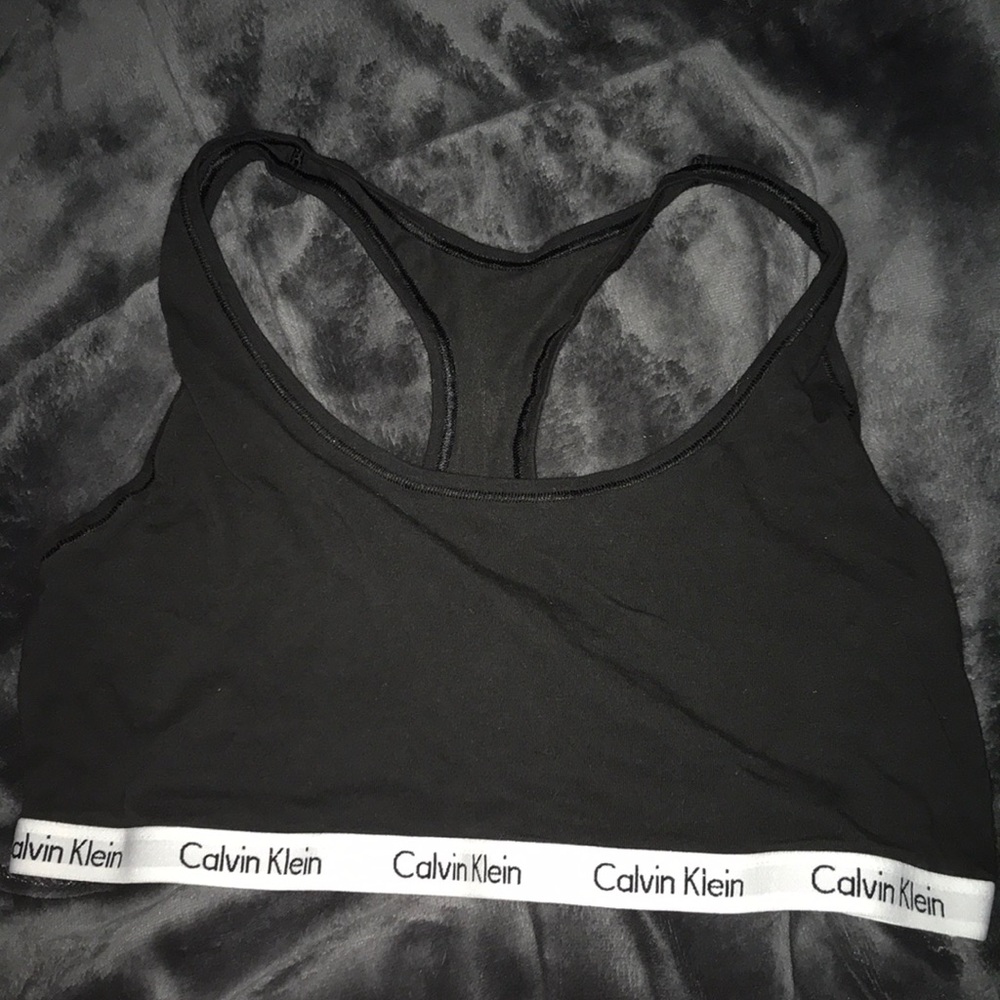 Black Calvin Klein sports bra. Never been worn